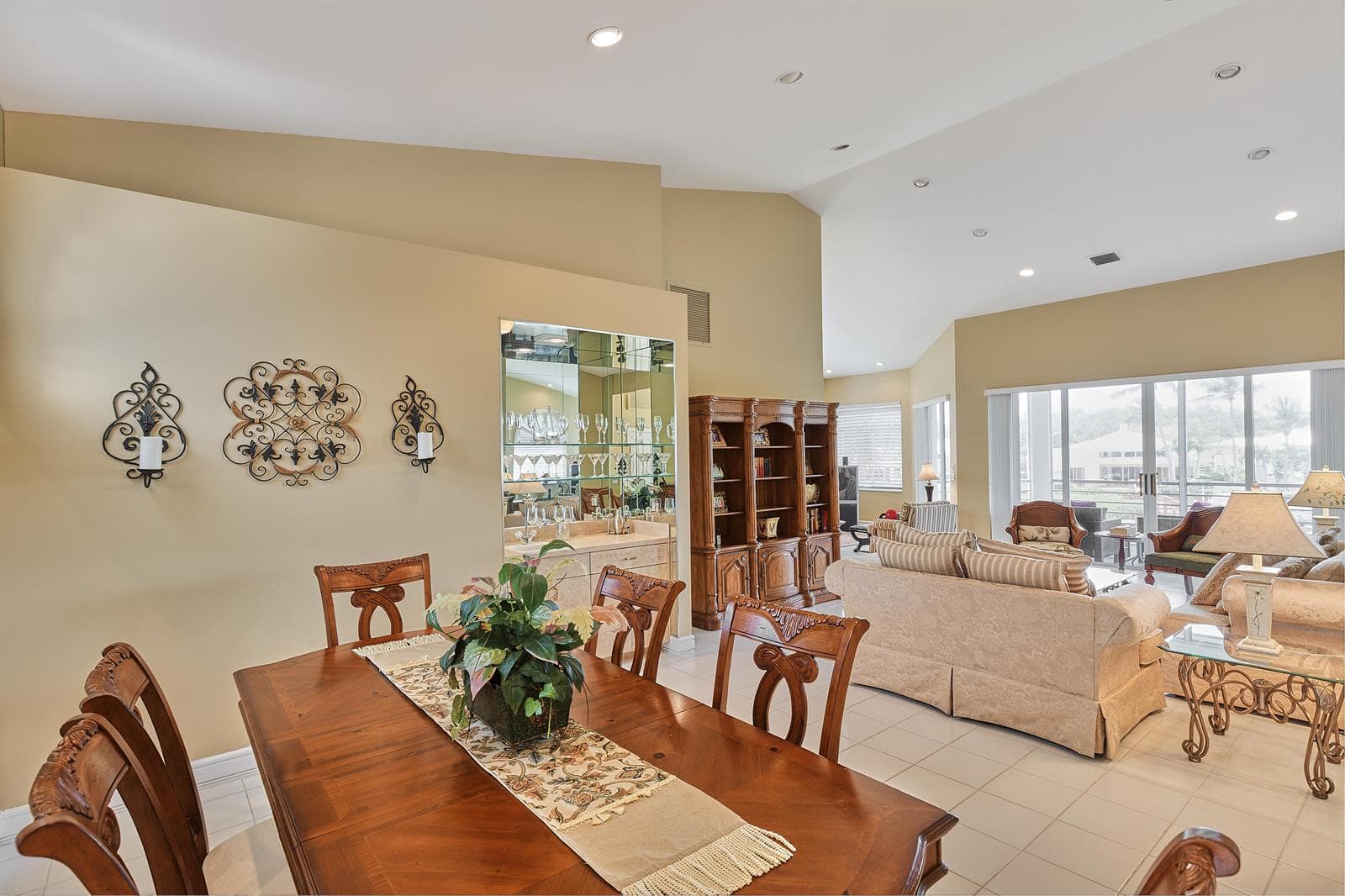 392 Spyglass Way photo 6