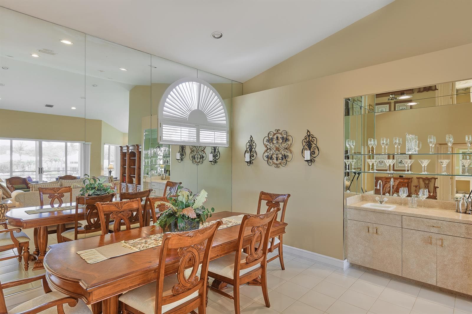392 Spyglass Way photo 7