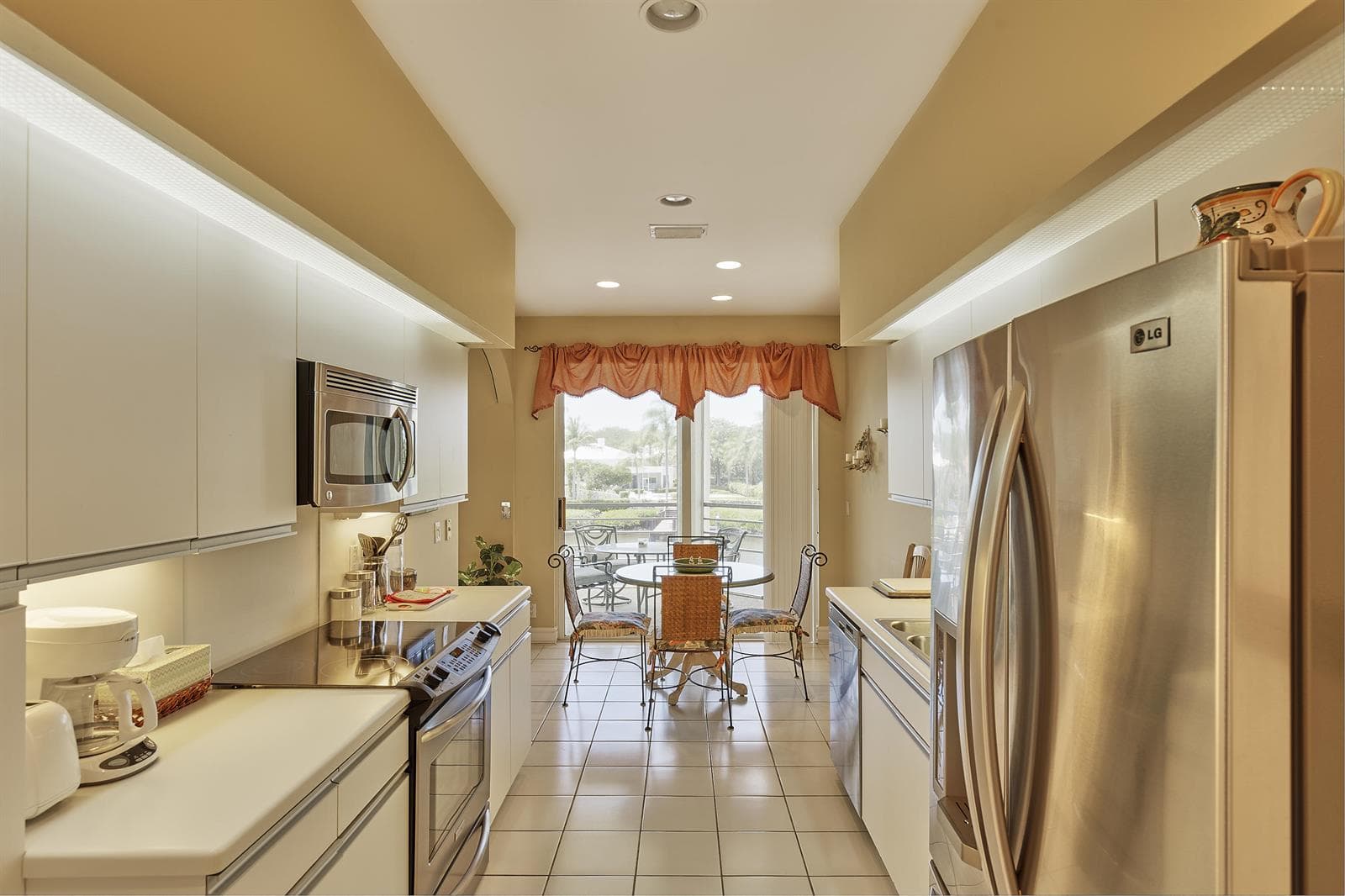 392 Spyglass Way photo 10