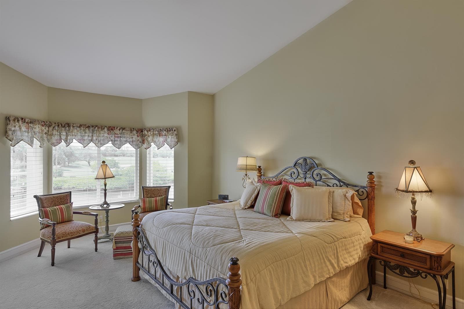 392 Spyglass Way photo 11