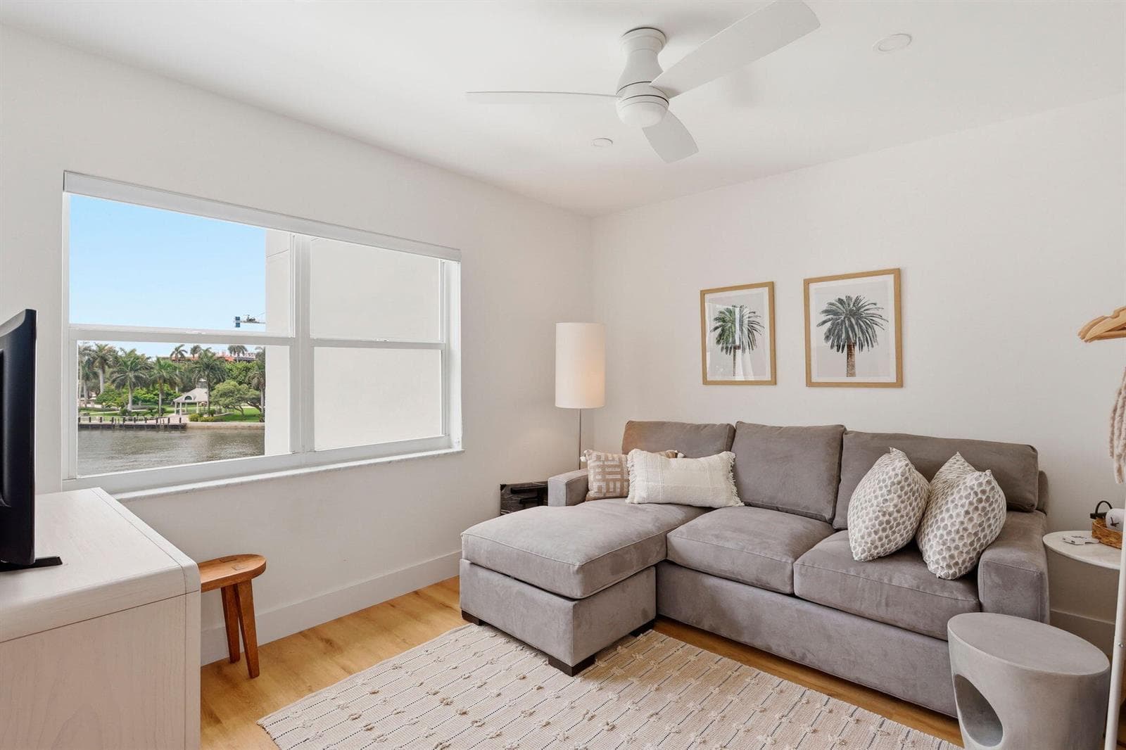 1000 Lowry Street 4F photo 14