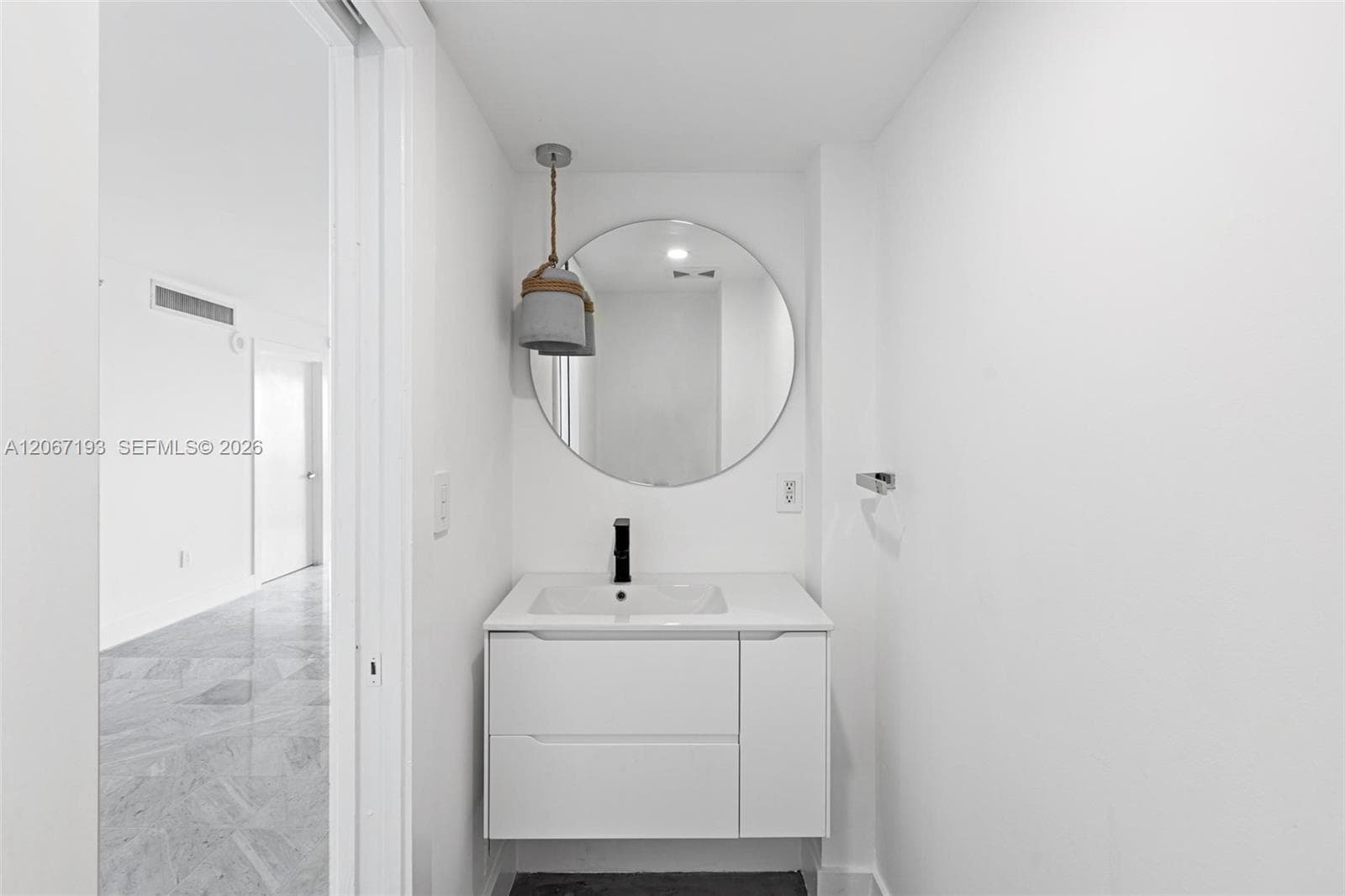 6917 Collins Ave 1009 photo 2