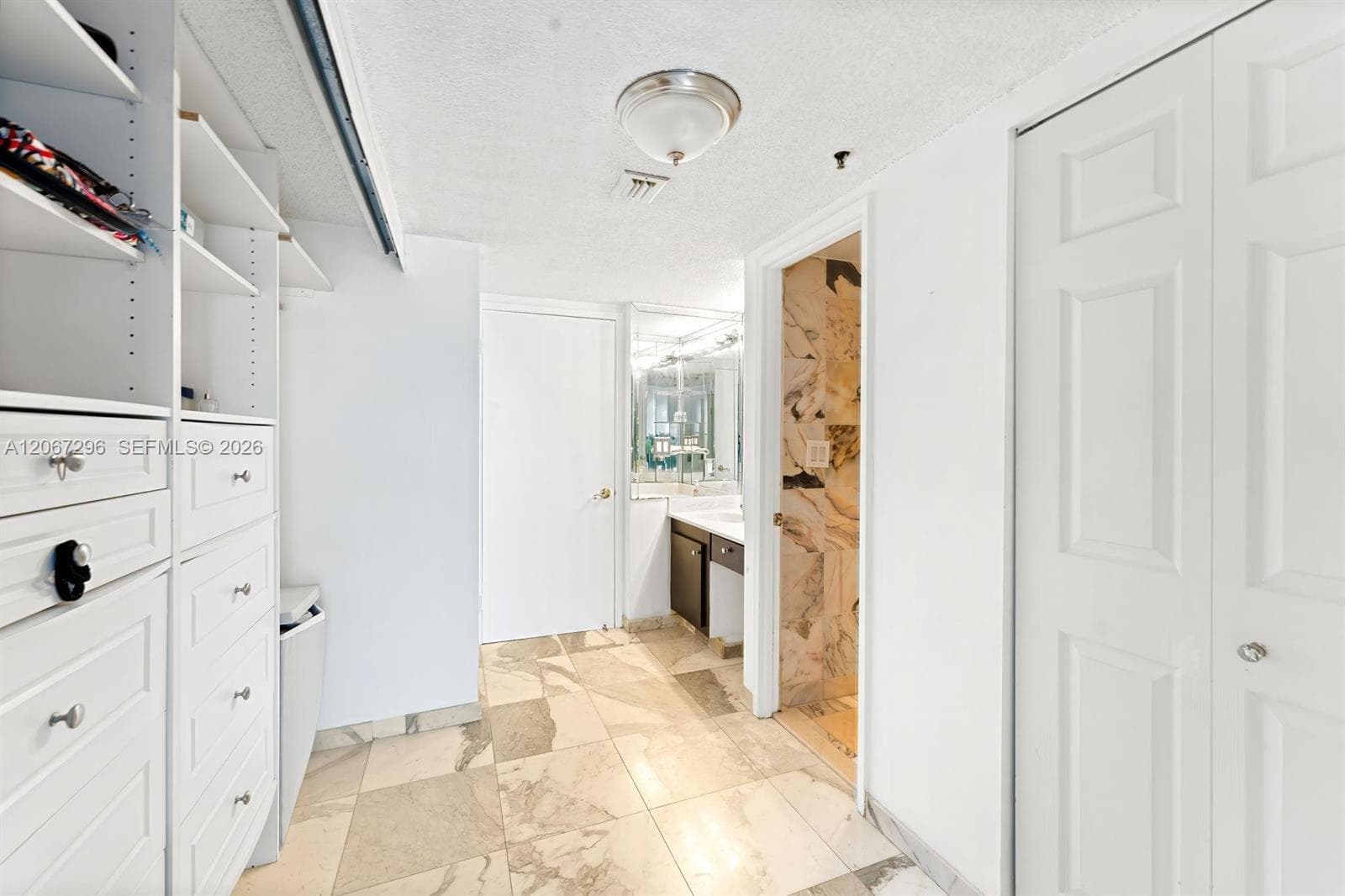 20505 E Country Club Dr 533 photo 16