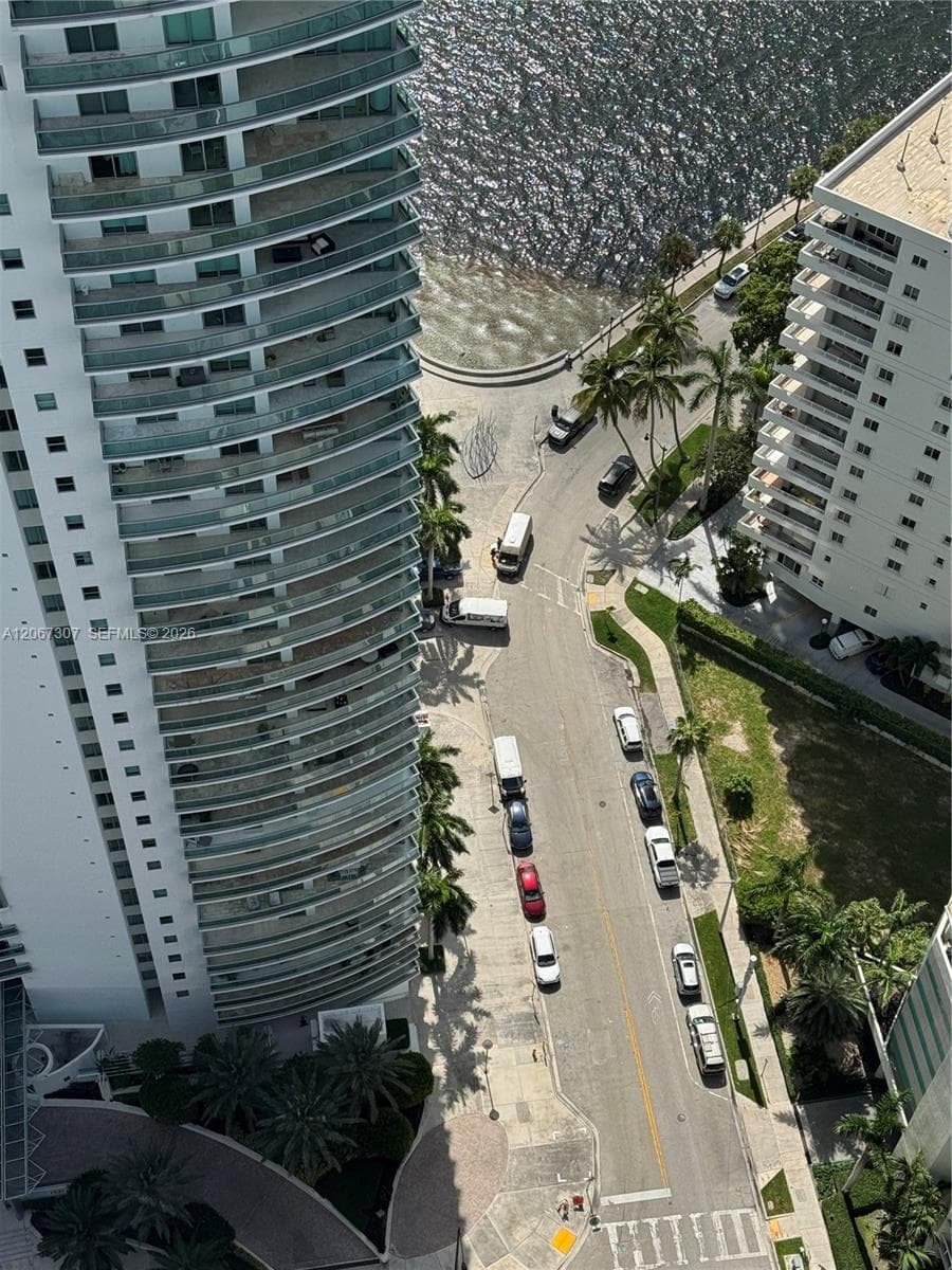 1331 Brickell Bay Dr 1708 photo 20