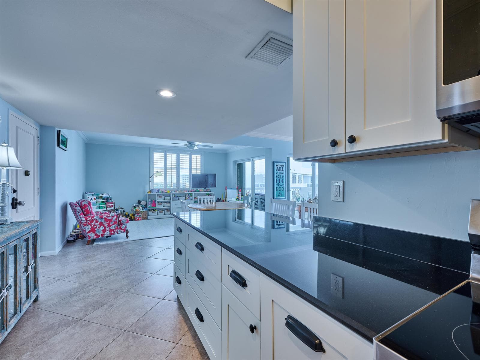2600 N FLAGLER Drive 3 photo 13
