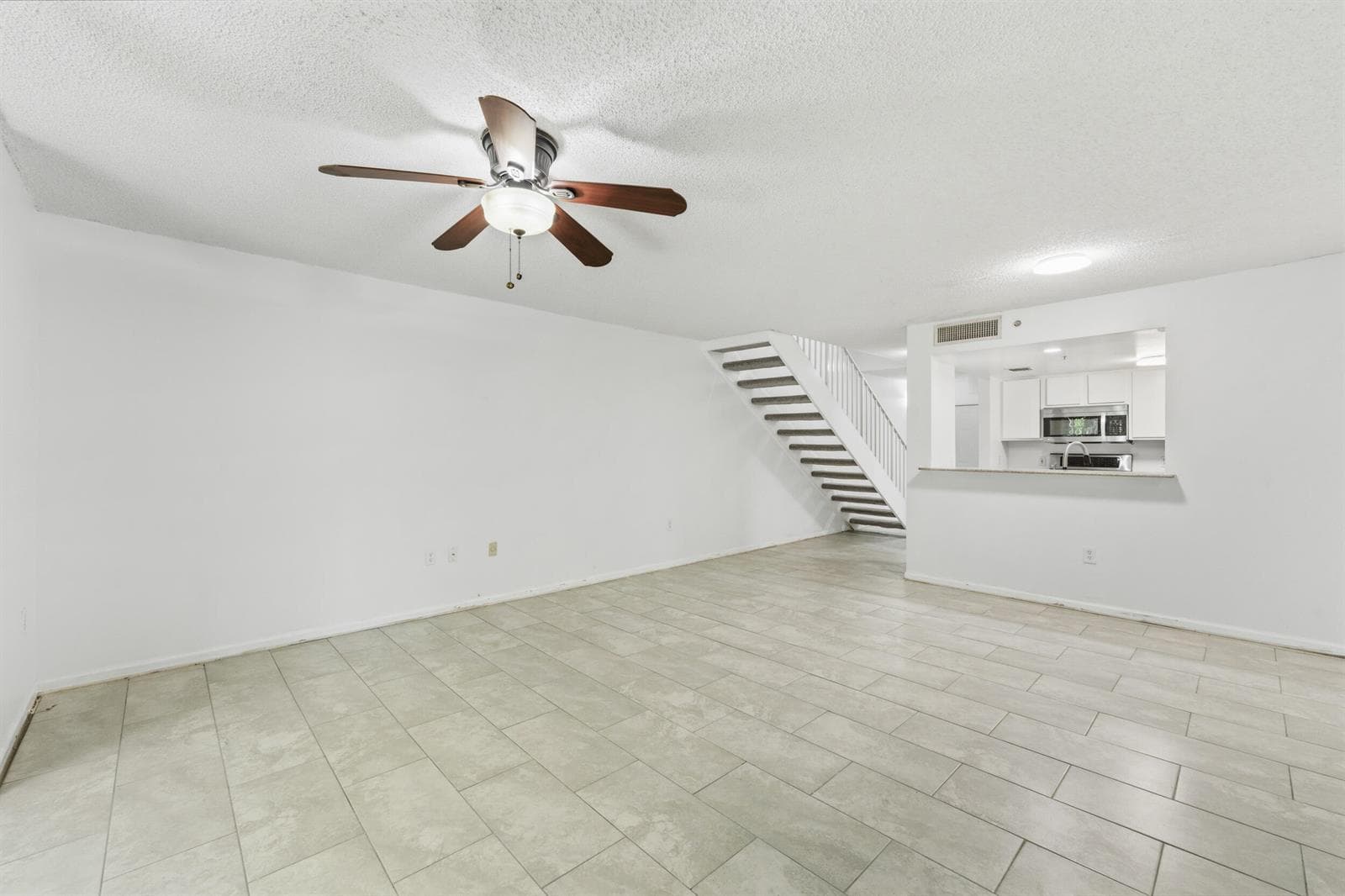 1100 Scotia Drive 102 photo 12