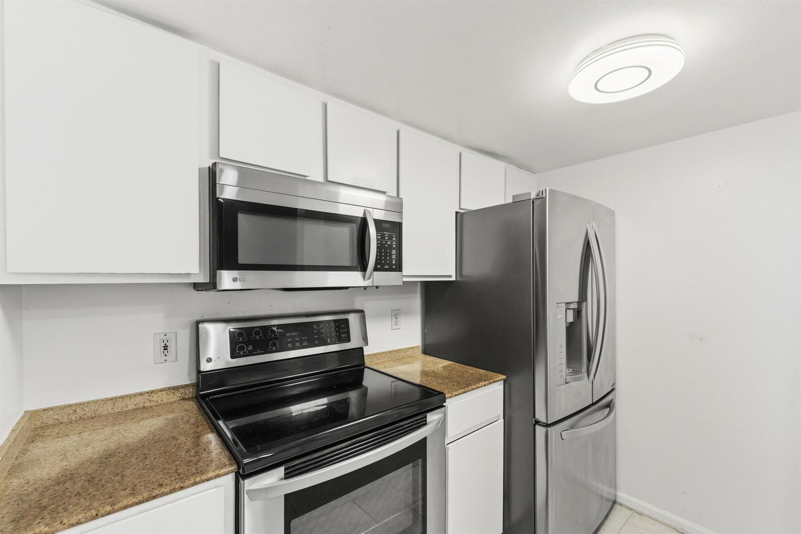 1100 Scotia Drive 102 photo 24