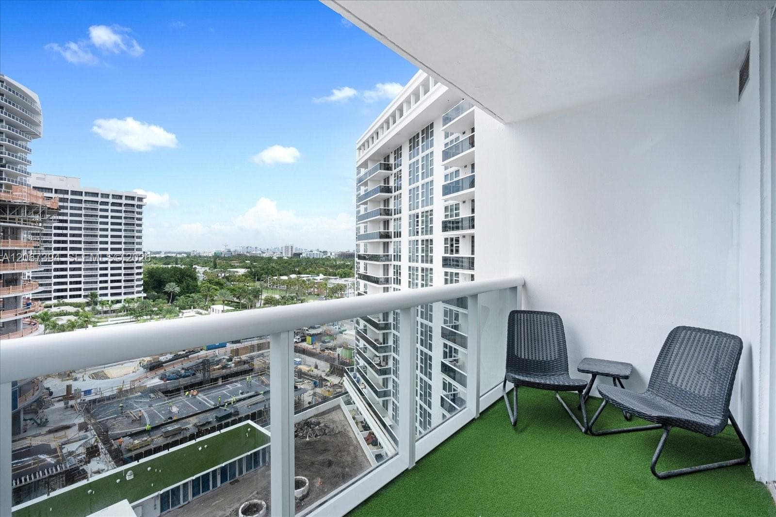 10275 Collins Ave 916 photo 15