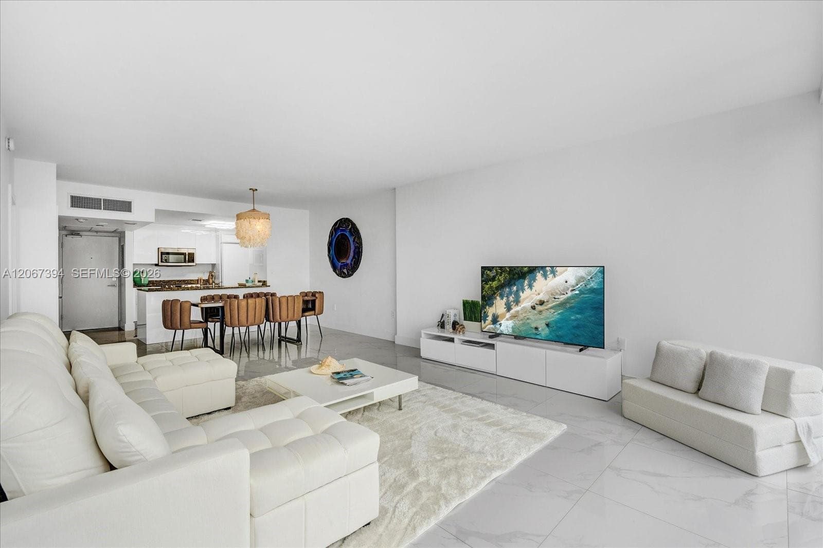 10275 Collins Ave 916 photo 4
