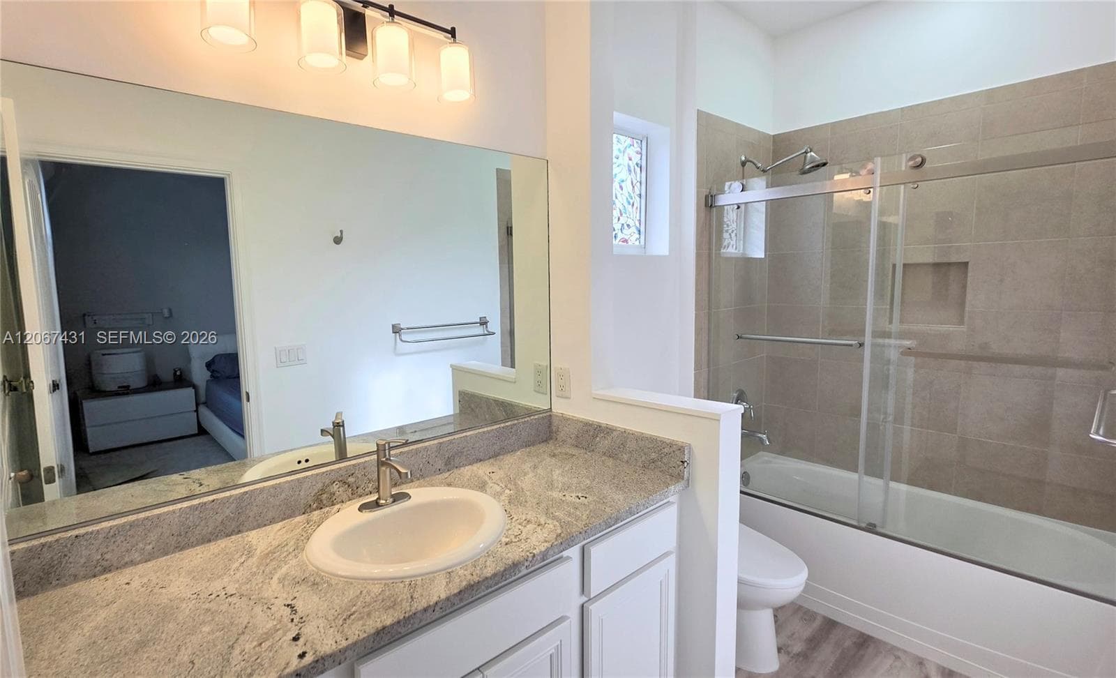 1127 Vermilion Dr photo 13