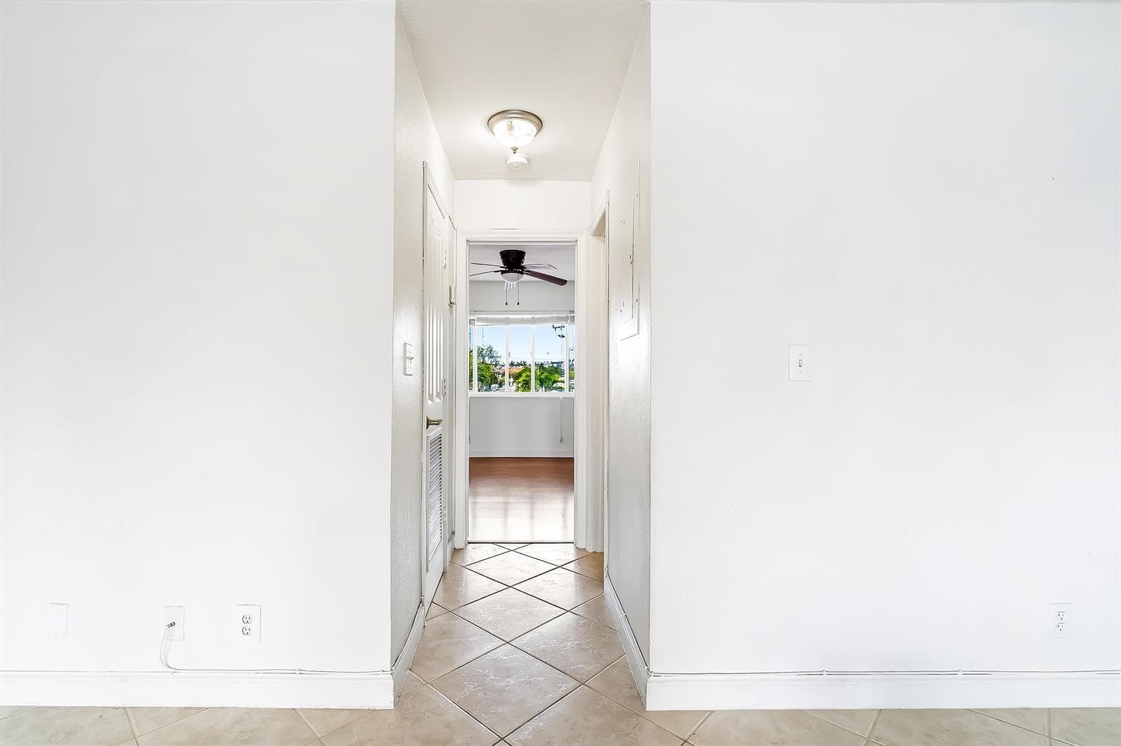 2895 NE 32ND Street 207 photo 11