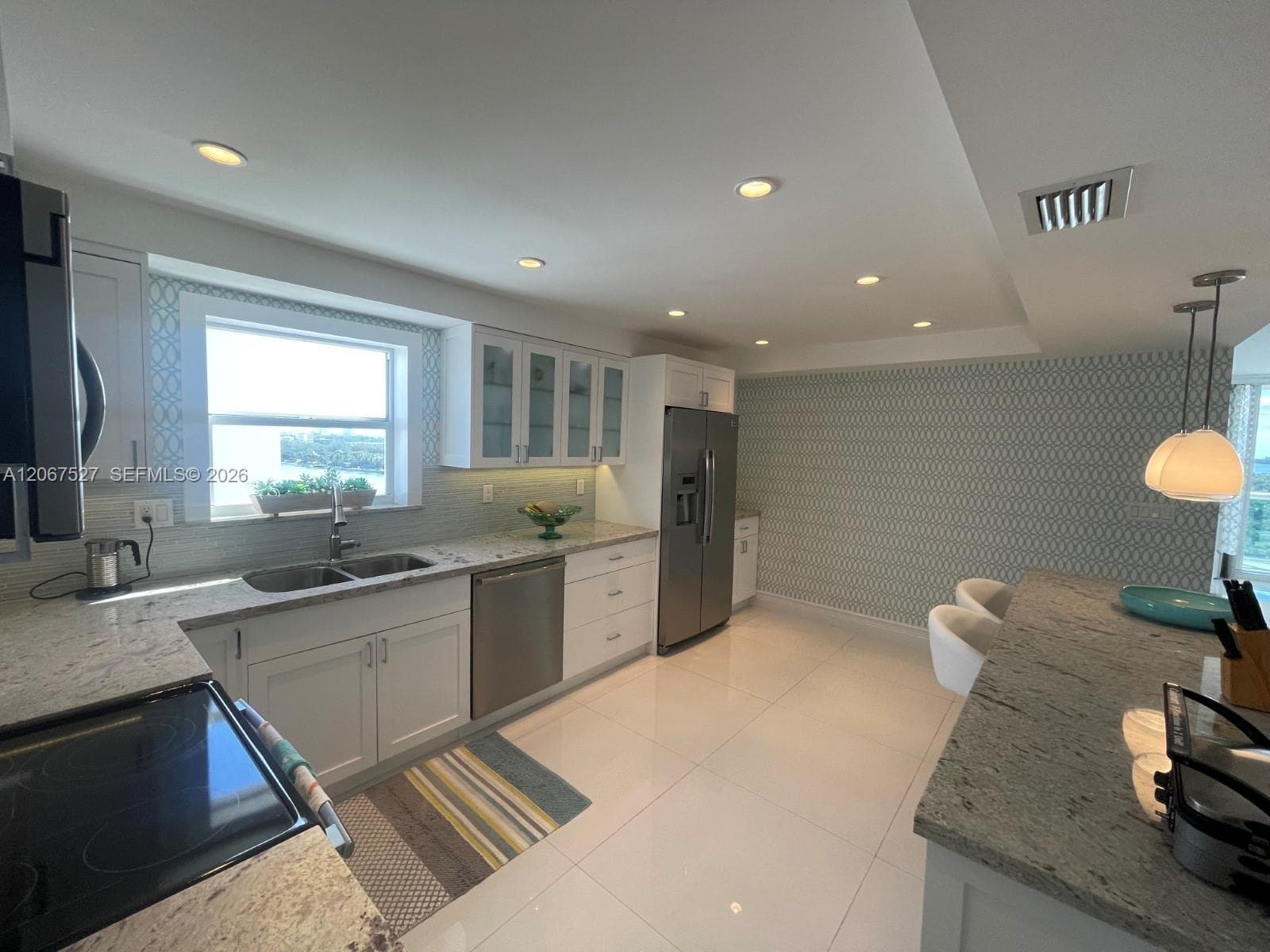 5001 Collins Ave 14A photo 6