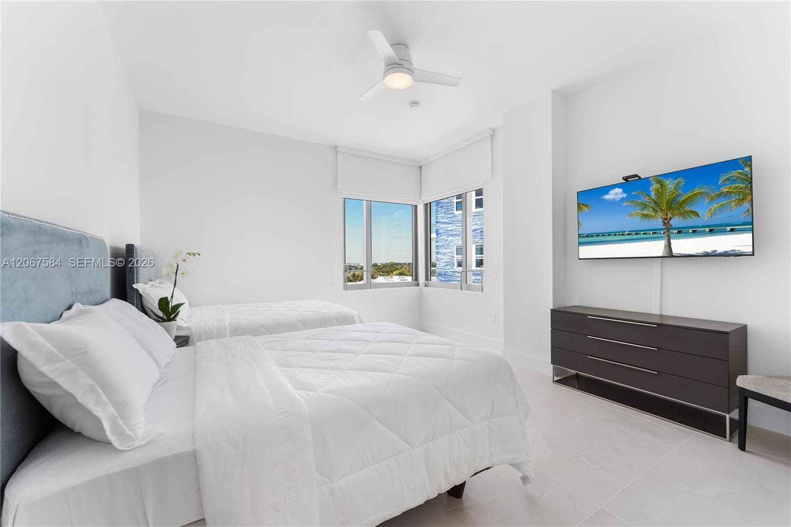 6101 Aqua Ave 703 photo 12