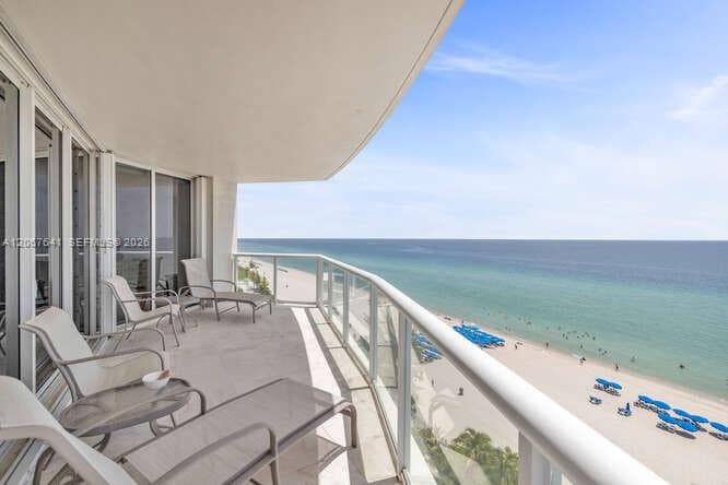 18671 Collins Ave 1001 photo 1