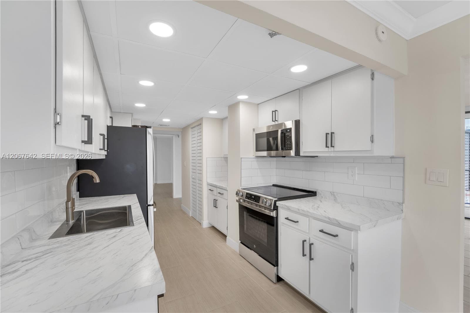 290 174th St 1519 photo 11