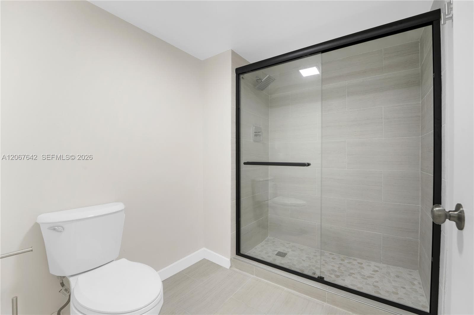 290 174th St 1519 photo 8