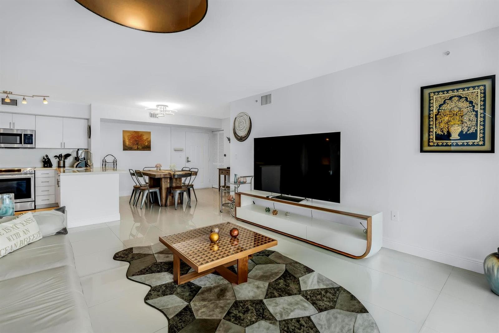 1155 BRICKELL BAY Drive 2509 photo 12