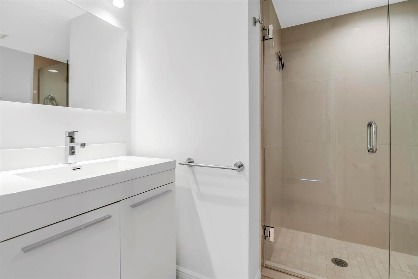 1155 BRICKELL BAY Drive 2509 photo 24