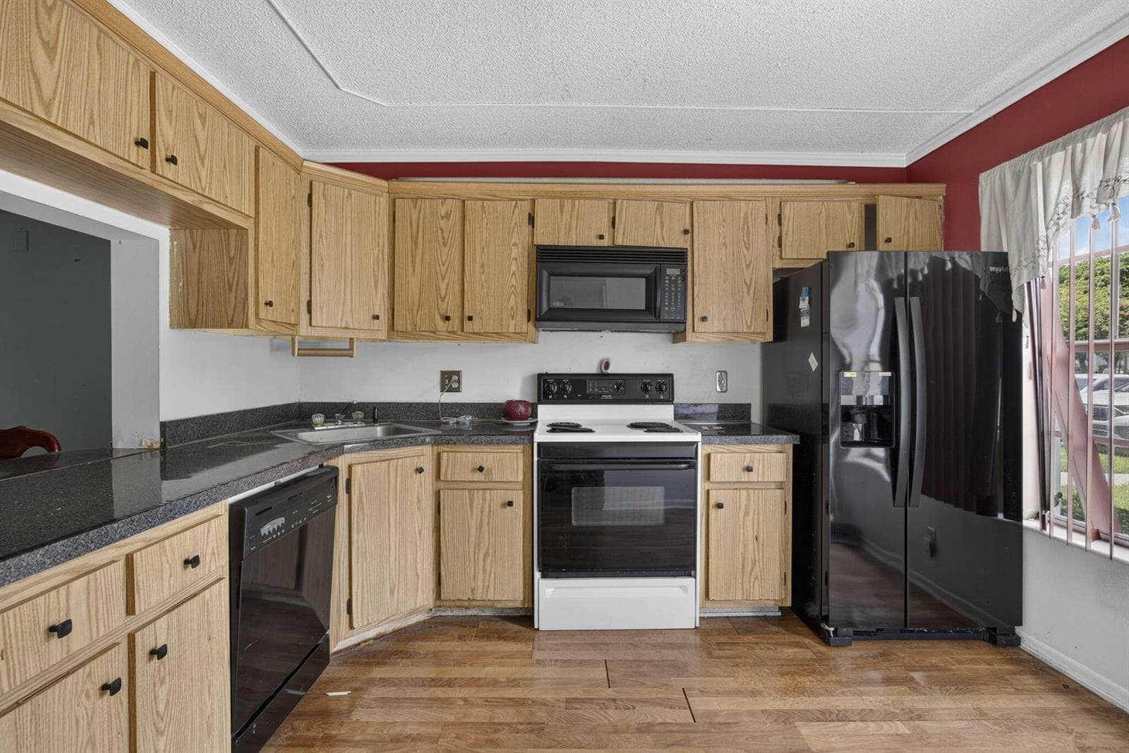 3714 Savoy Lane F photo 2