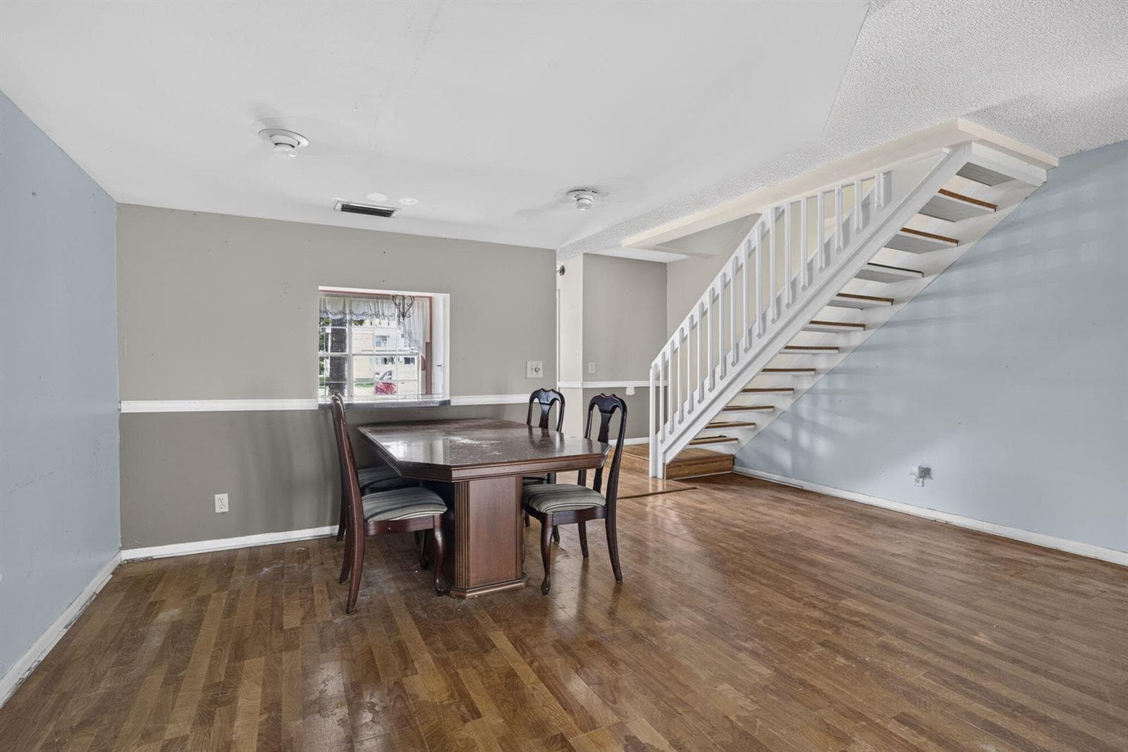 3714 Savoy Lane F photo 12