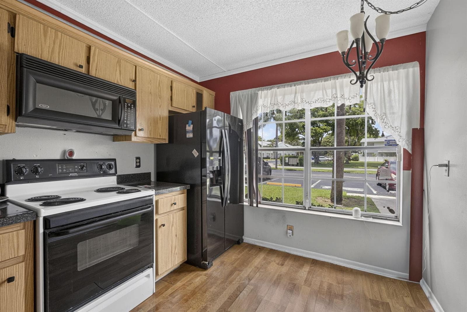 3714 Savoy Lane F photo 5