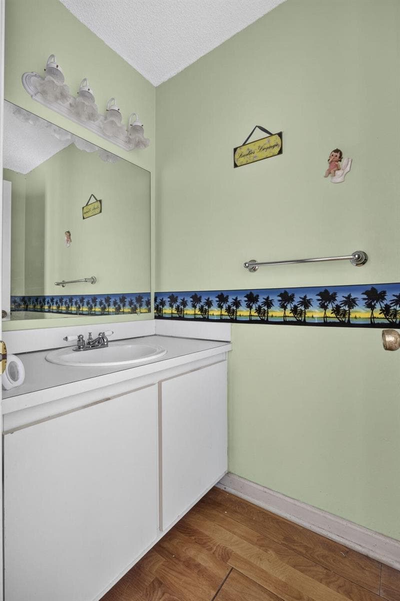 3714 Savoy Lane F photo 11