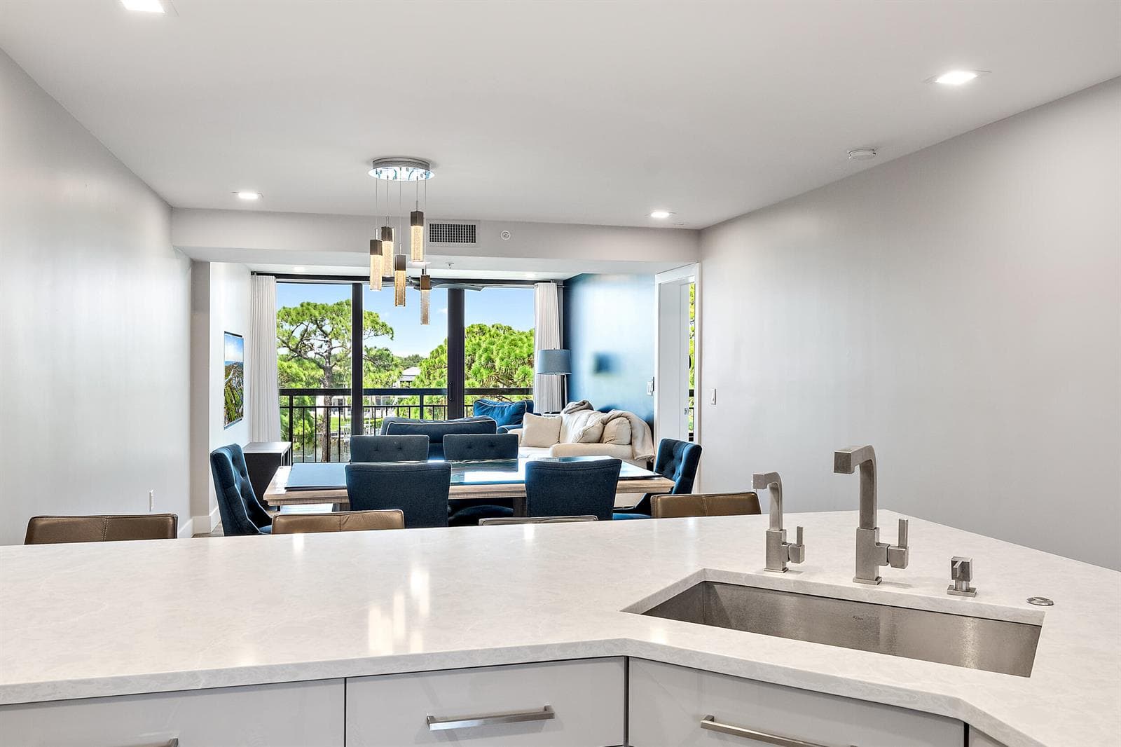 2201 Marina Isle Way photo 6