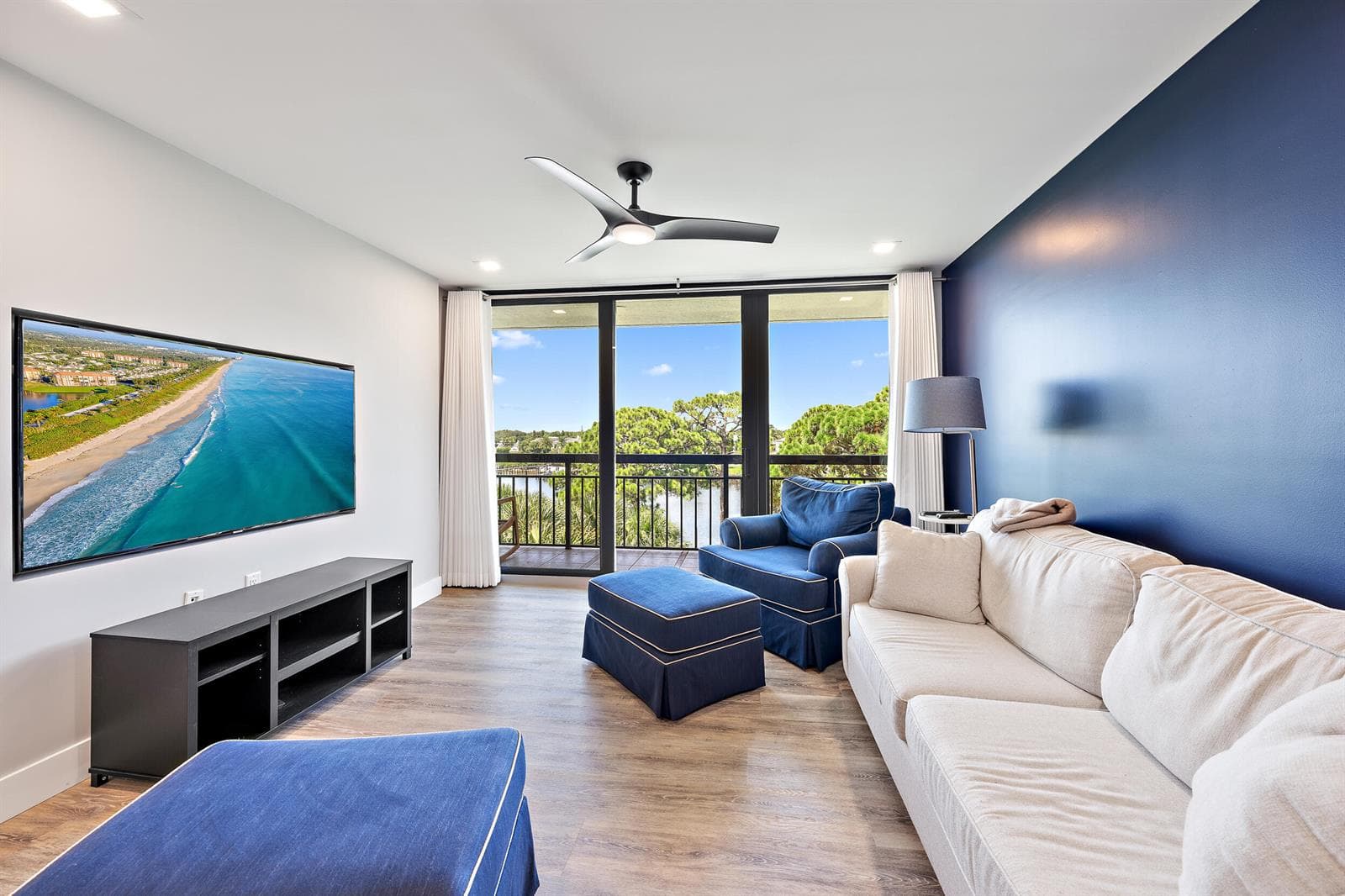 2201 Marina Isle Way photo 14
