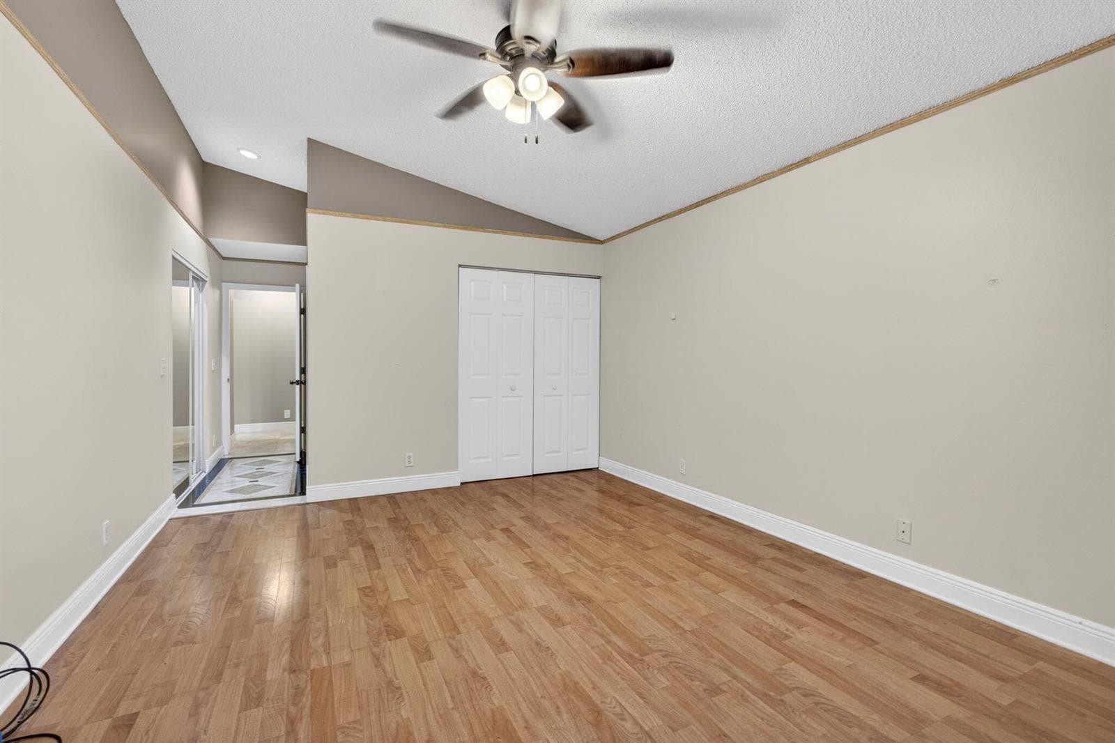 243 WEDGEWOOD Circle photo 22
