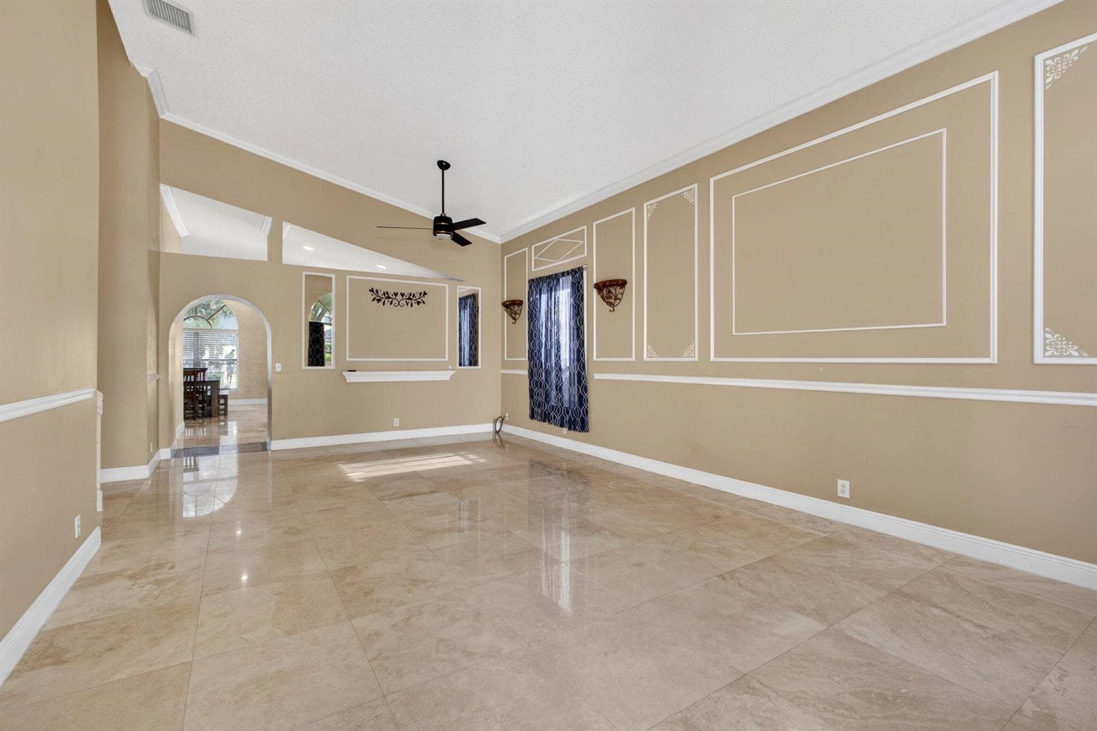 243 WEDGEWOOD Circle photo 7