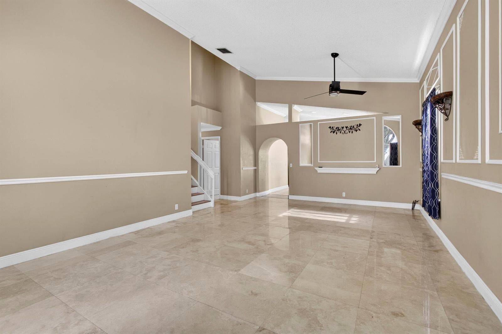 243 WEDGEWOOD Circle photo 9