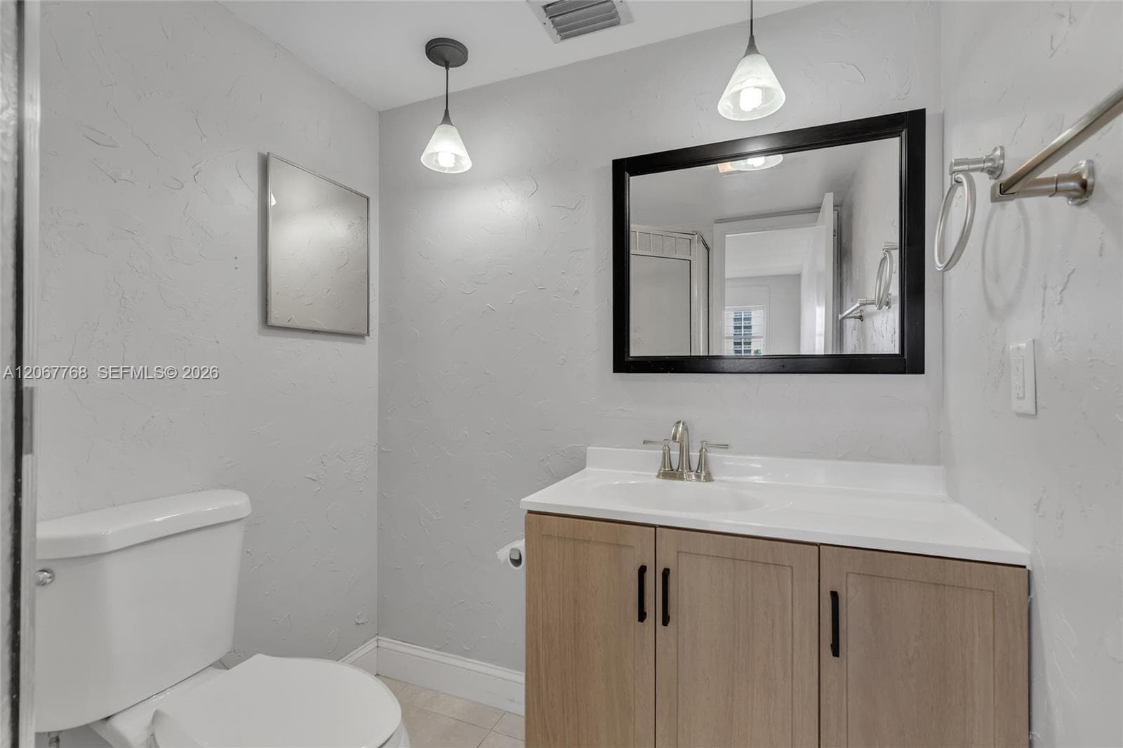 28 Yacht Club Dr 202 photo 22