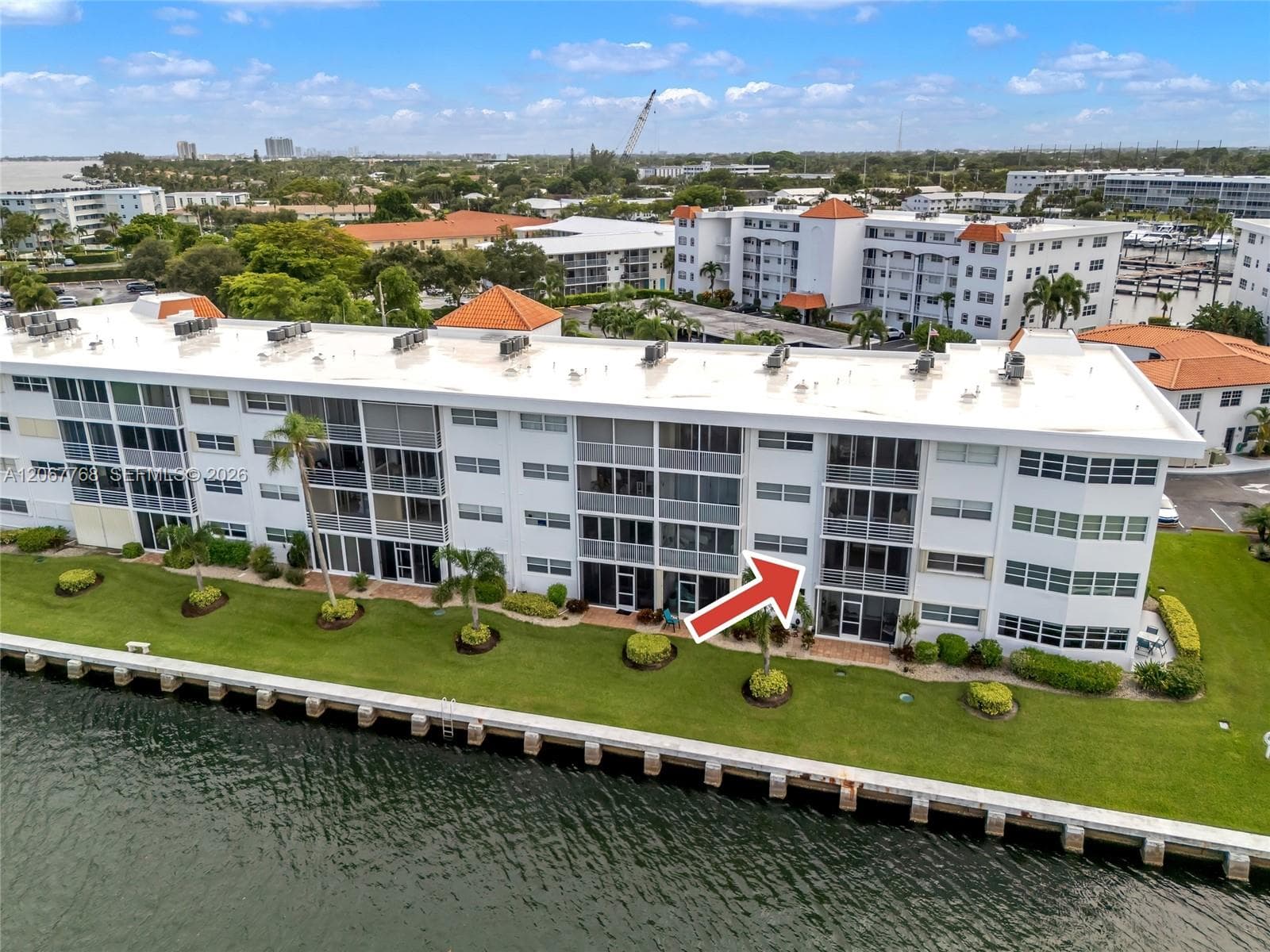 28 Yacht Club Dr 202 photo 9