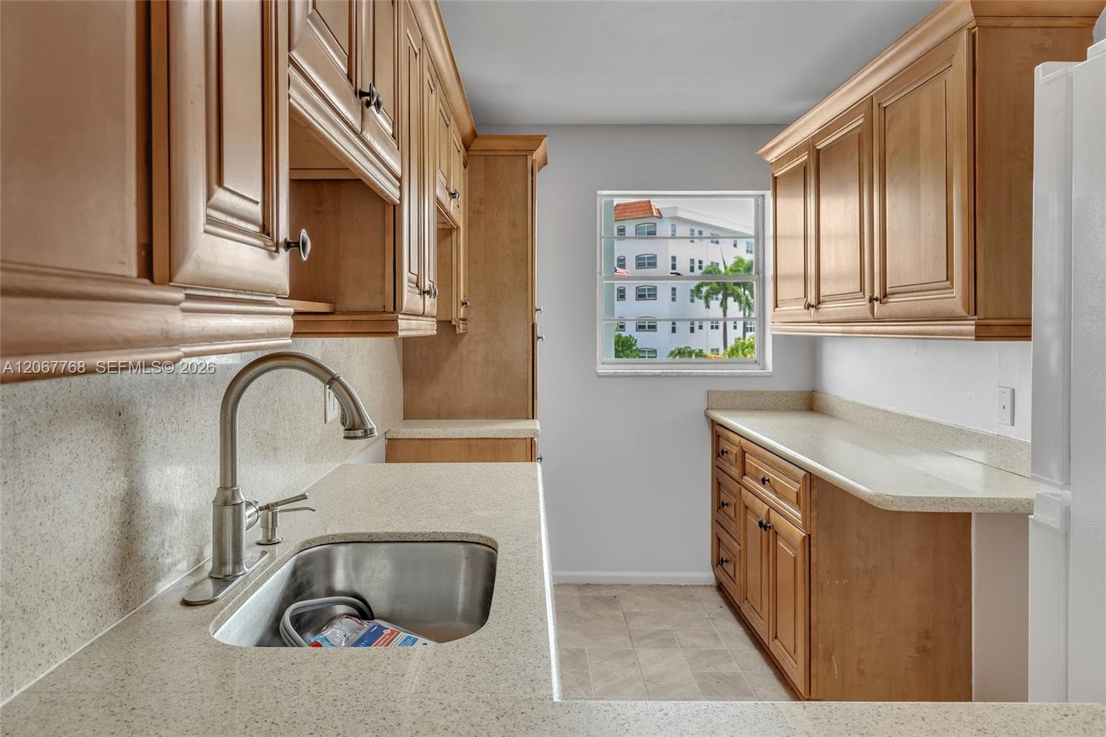 28 Yacht Club Dr 202 photo 18