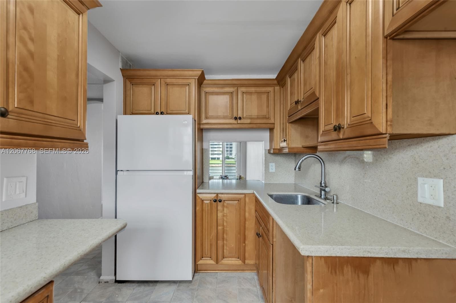 28 Yacht Club Dr 202 photo 15