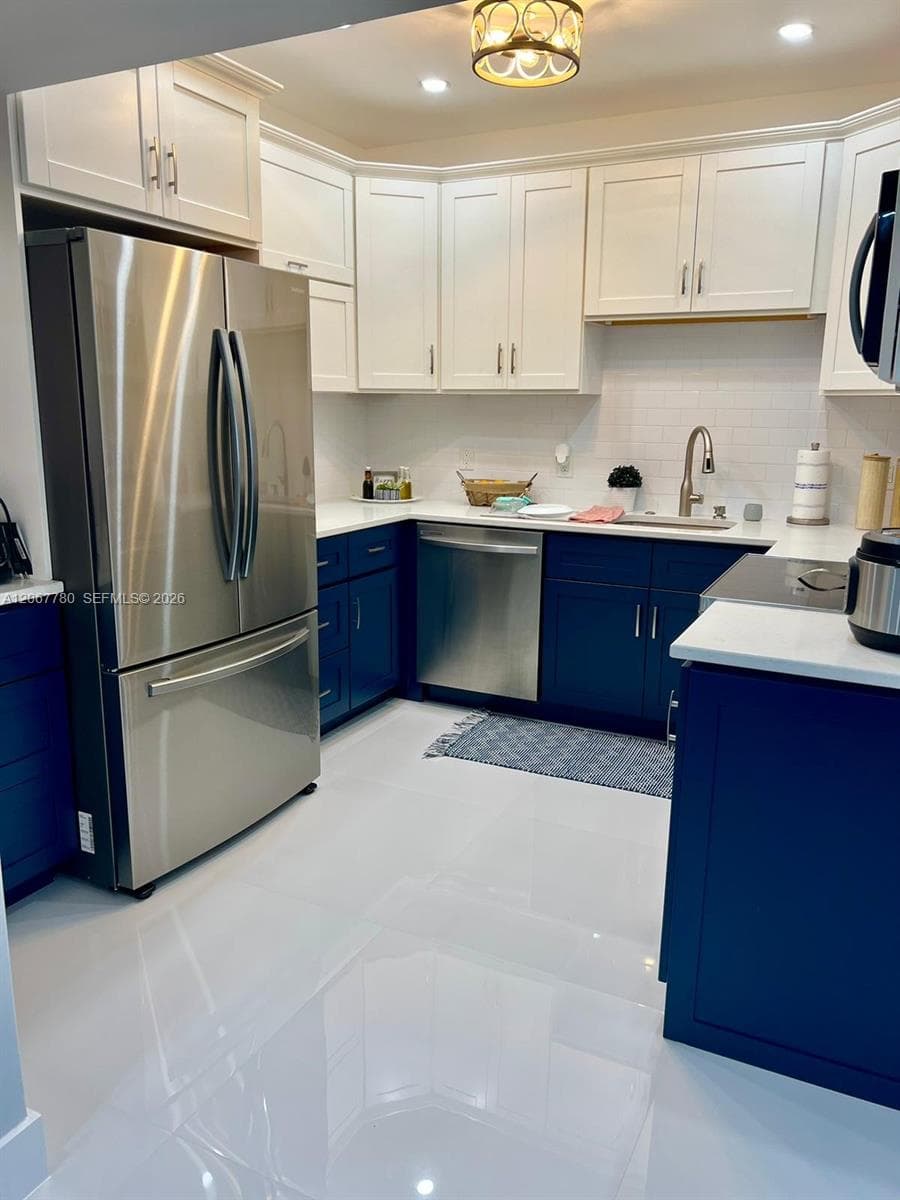 1500 S Ocean Dr 1E photo 1