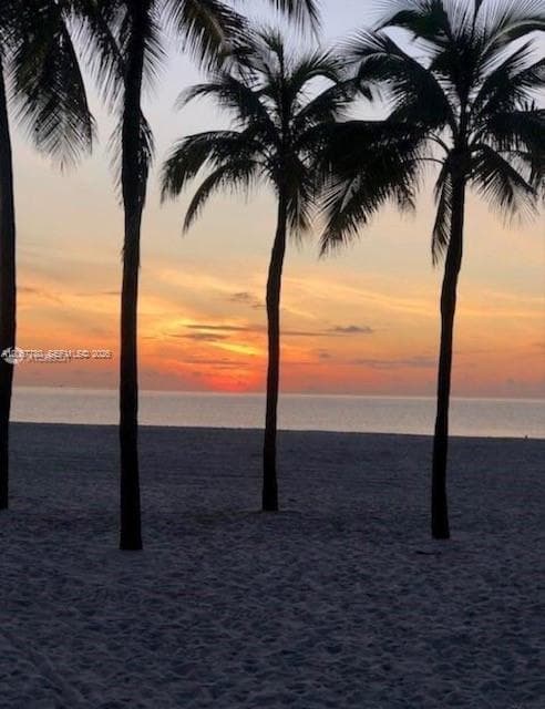 1500 S Ocean Dr 1E photo 4