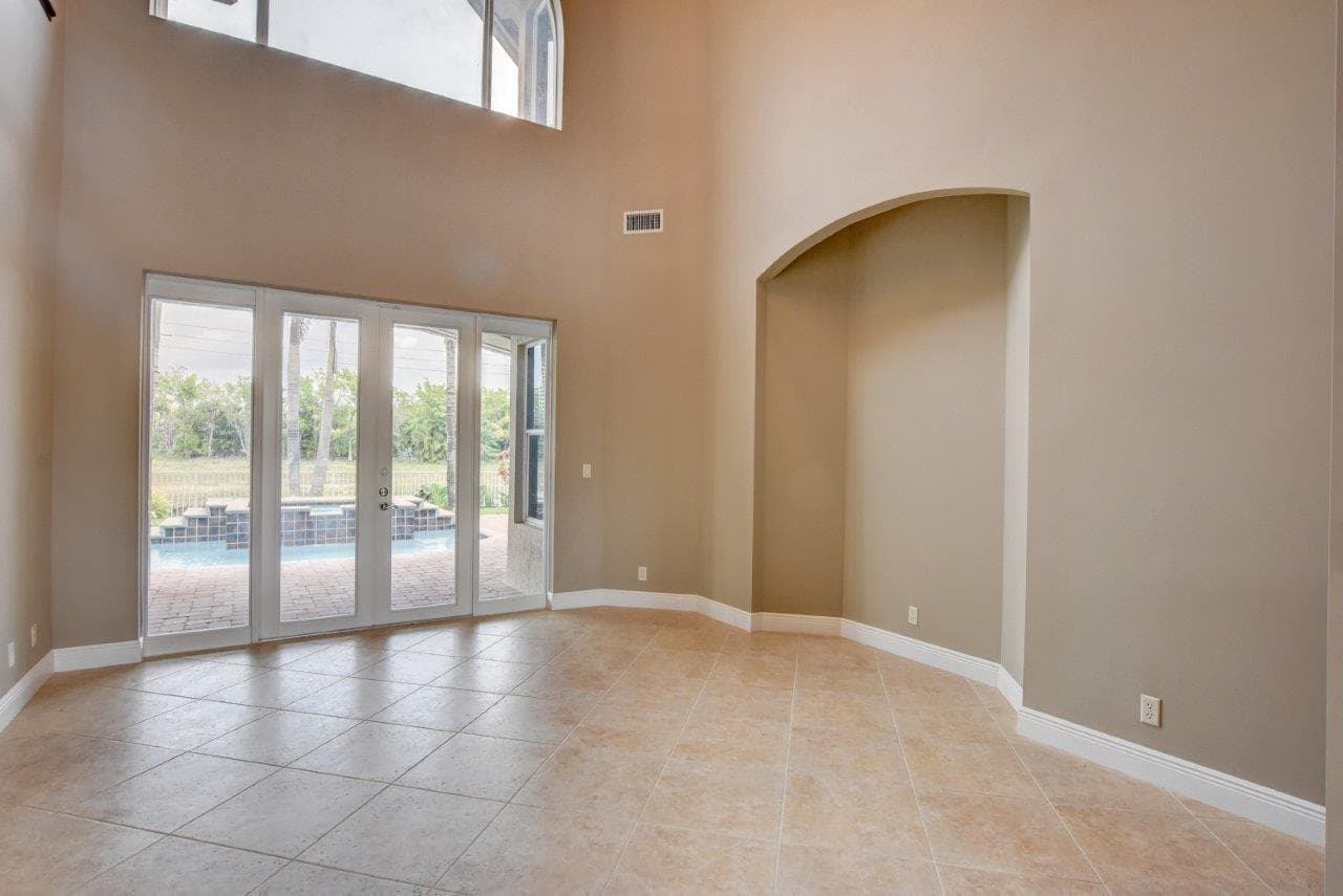 6669 Cobia Circle photo 5