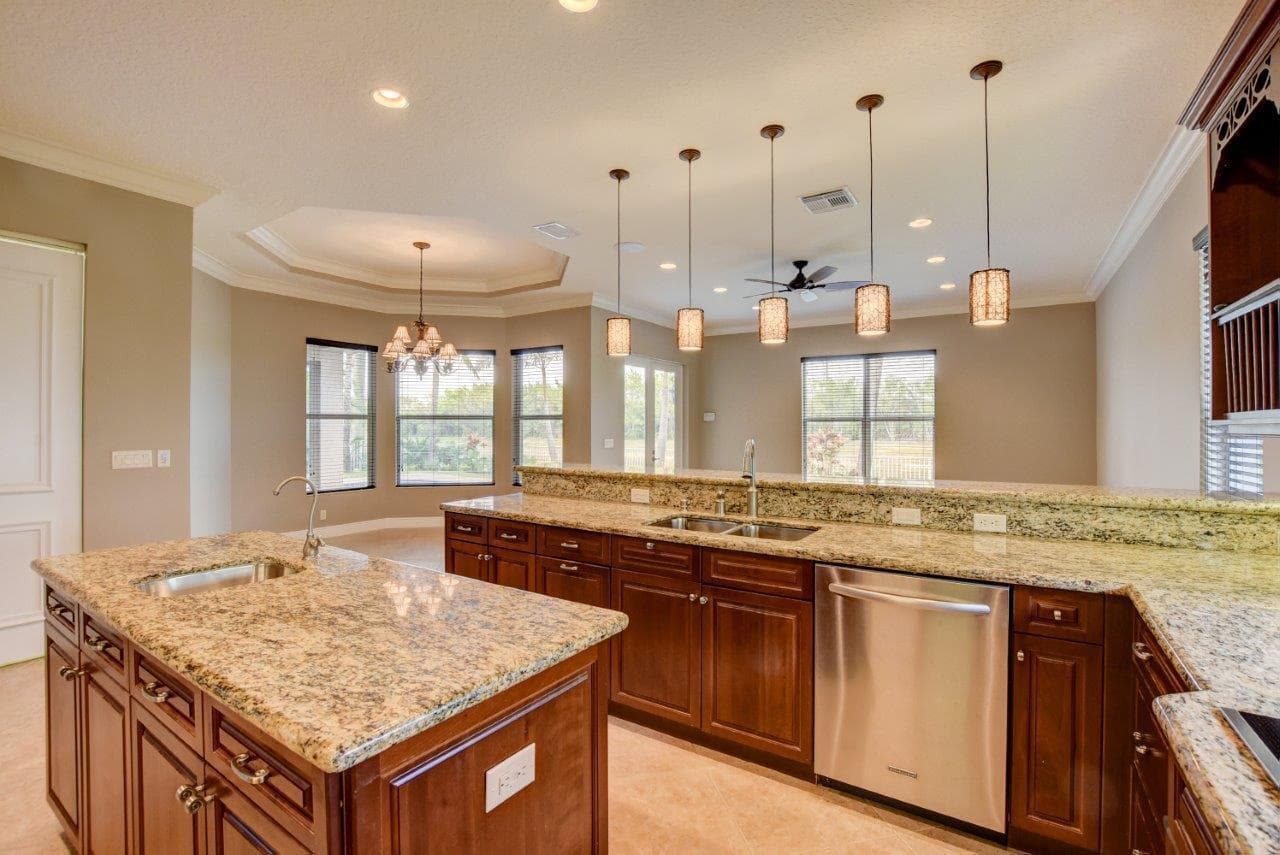 6669 Cobia Circle photo 11