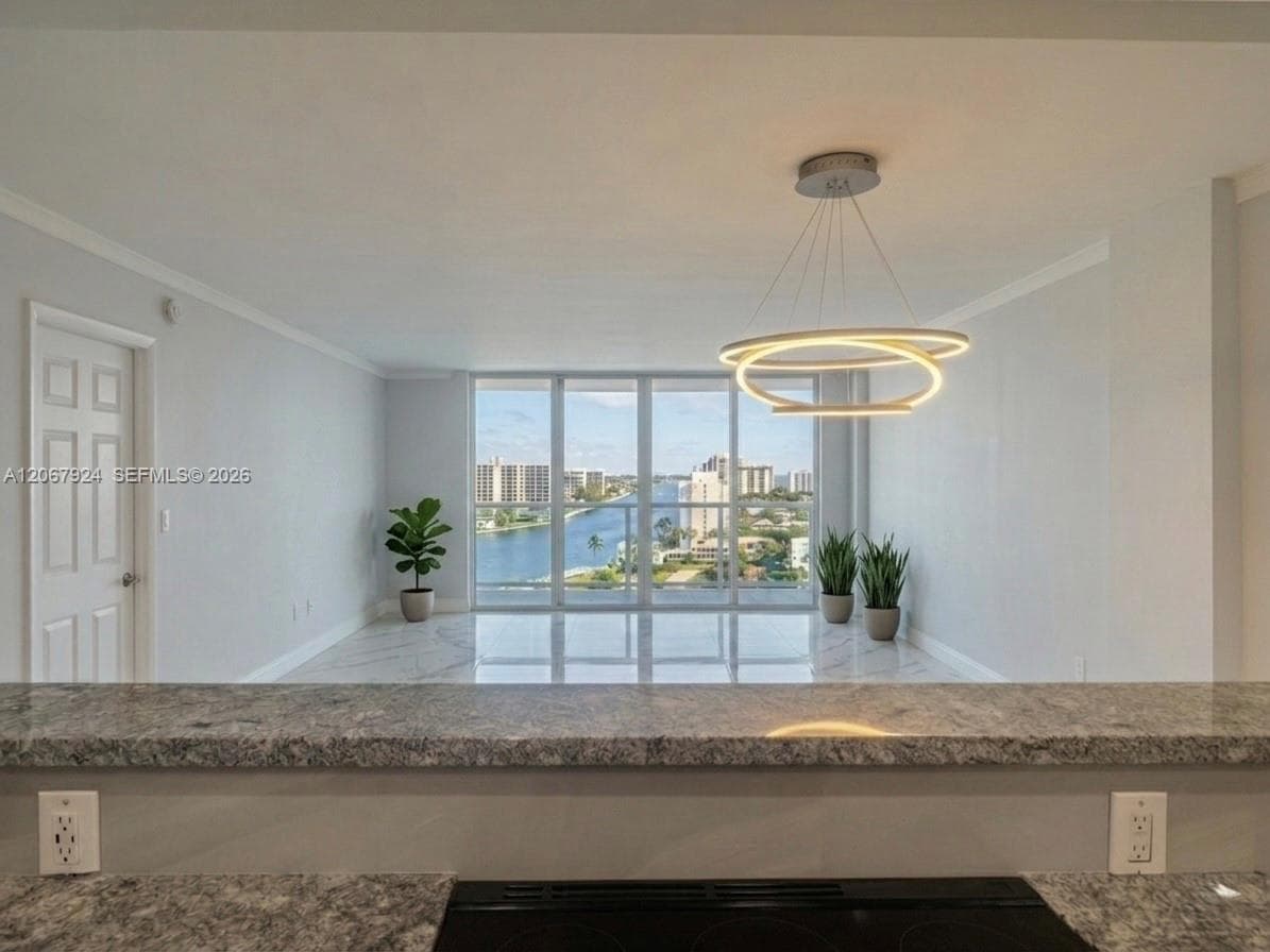3800 S Ocean Dr 802 photo 3
