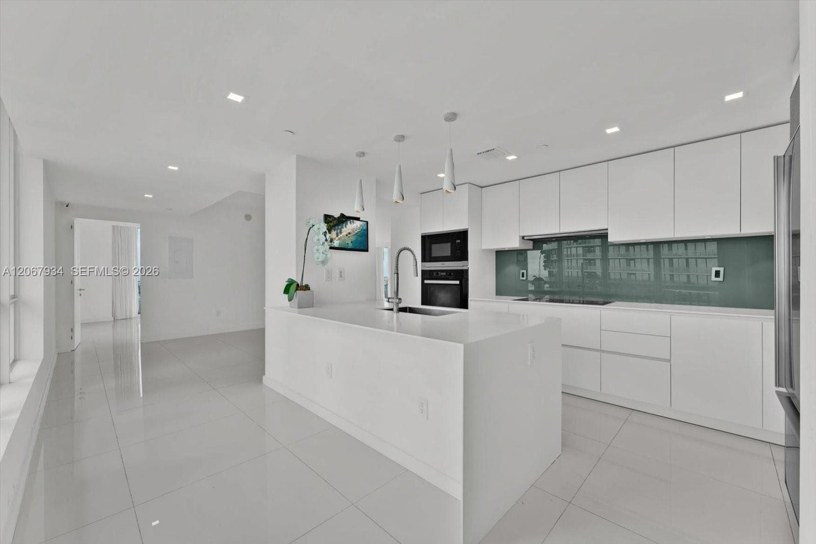 520 West Ave 2101 photo 14