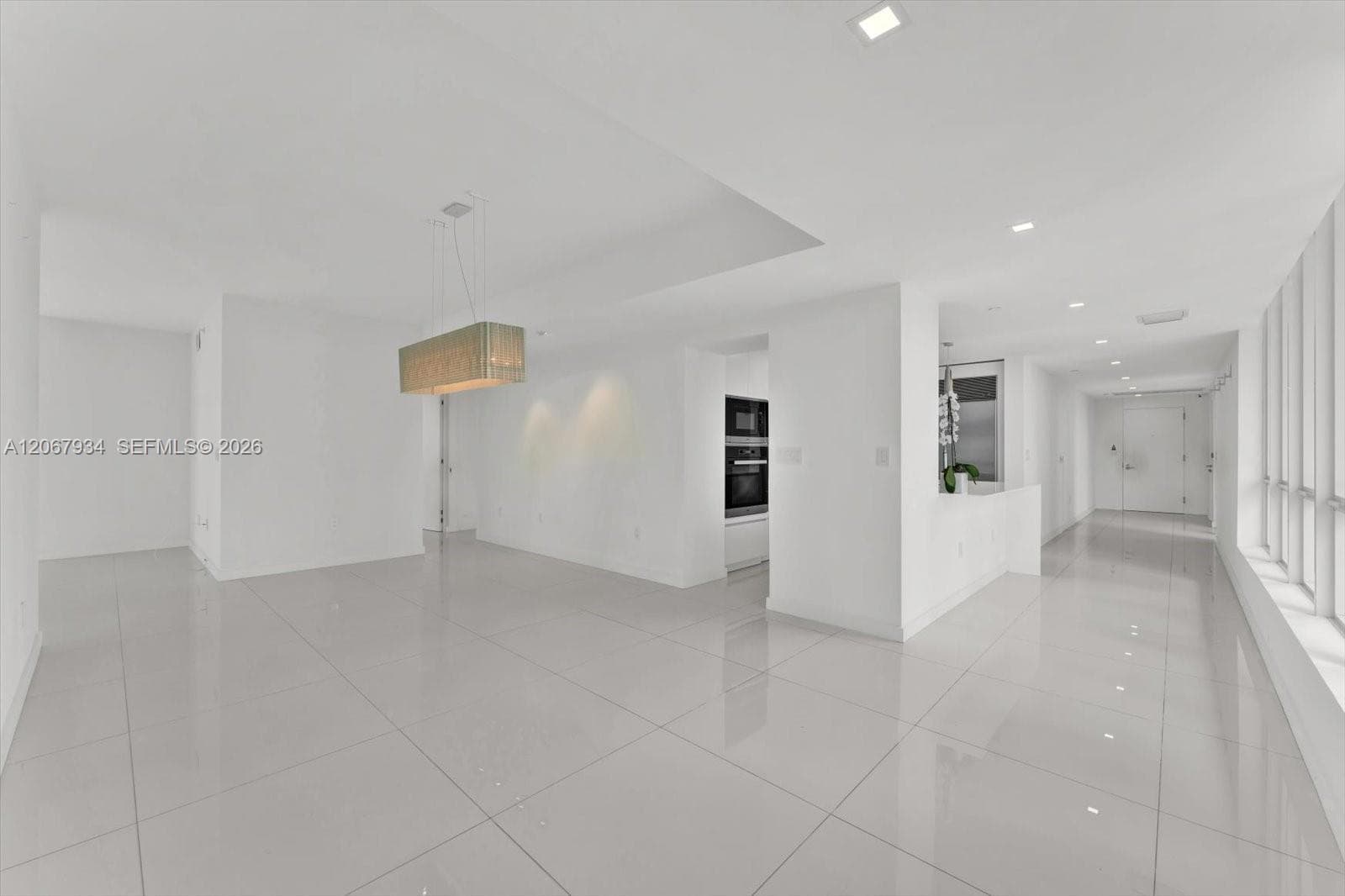 520 West Ave 2101 photo 4