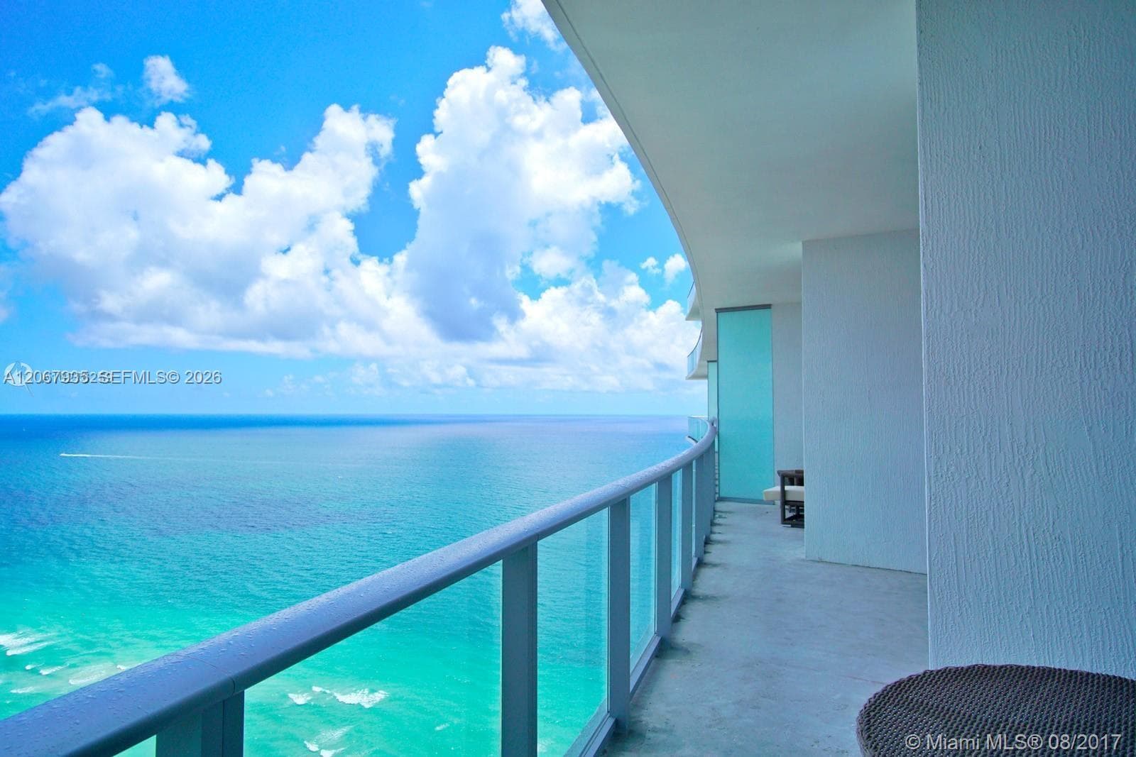 4111 S Ocean Dr LPH6 photo 3
