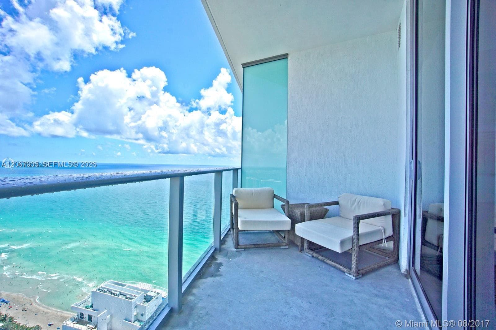 4111 S Ocean Dr LPH6 photo 4