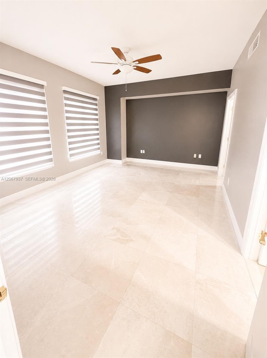 3501 N Ocean Dr V1 photo 7