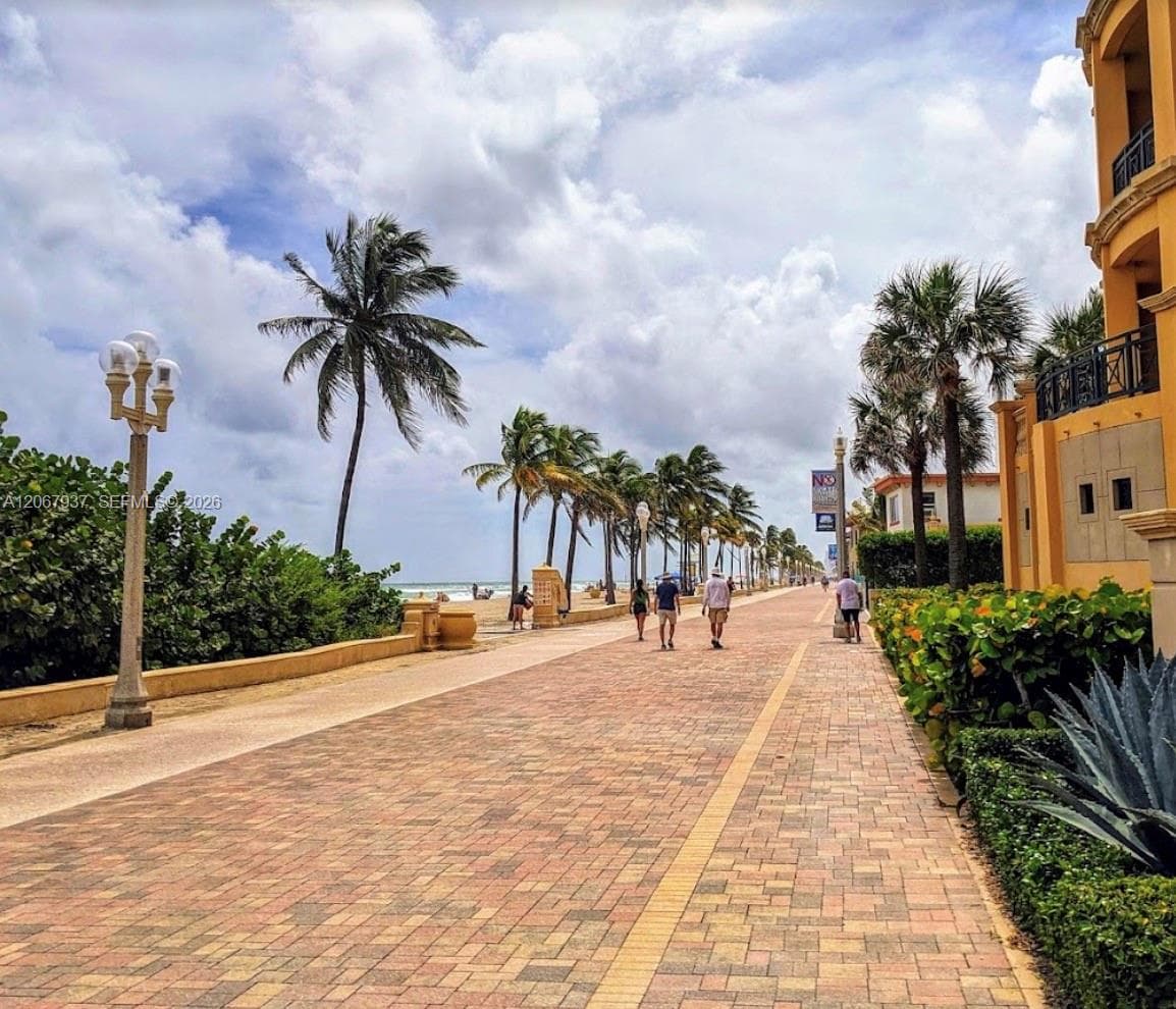 3501 N Ocean Dr V1 photo 18