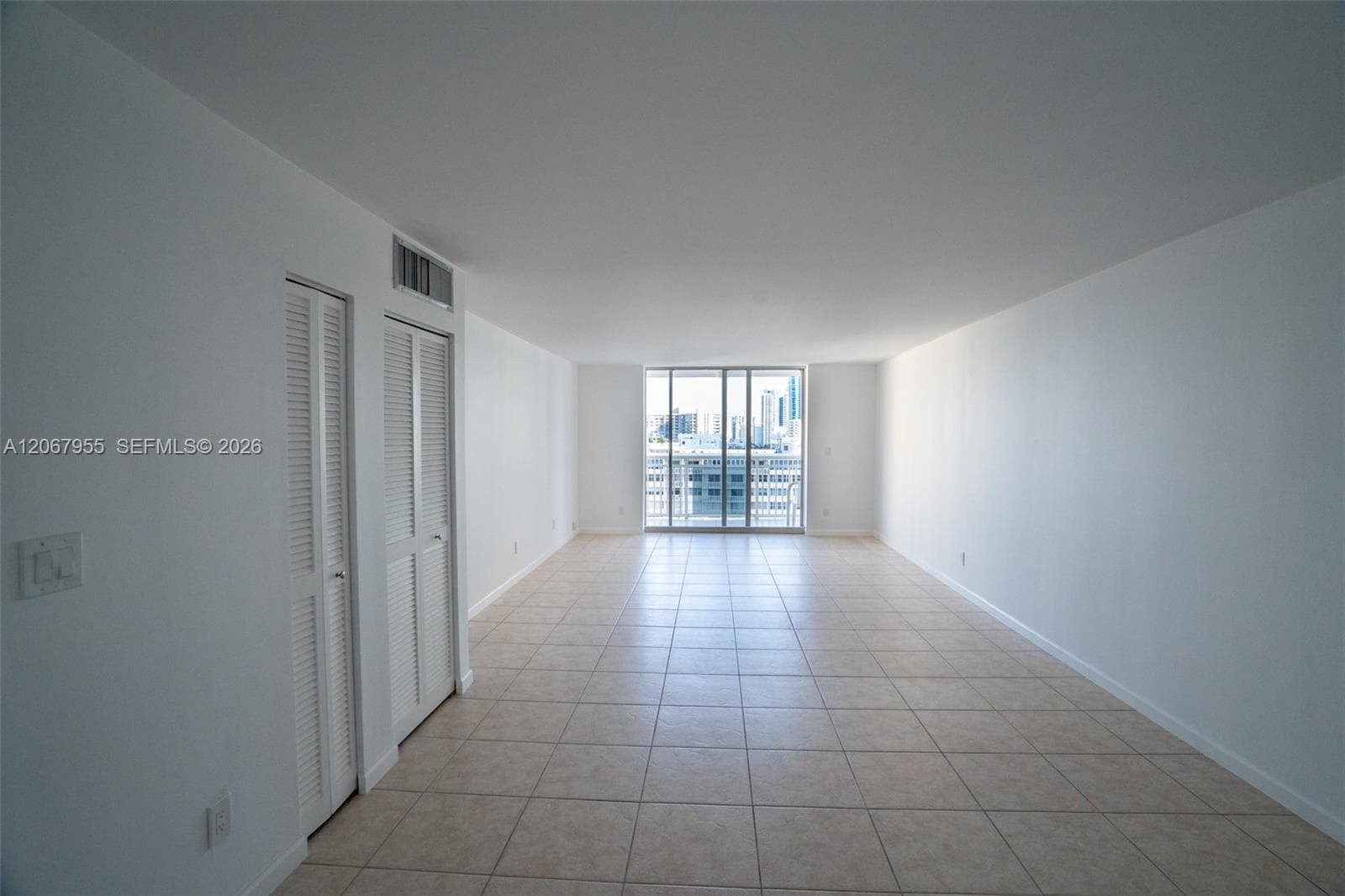 1849 S Ocean Dr 1509 photo 17