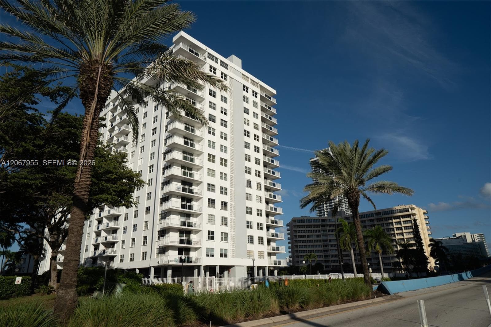 1849 S Ocean Dr 1509 photo 7