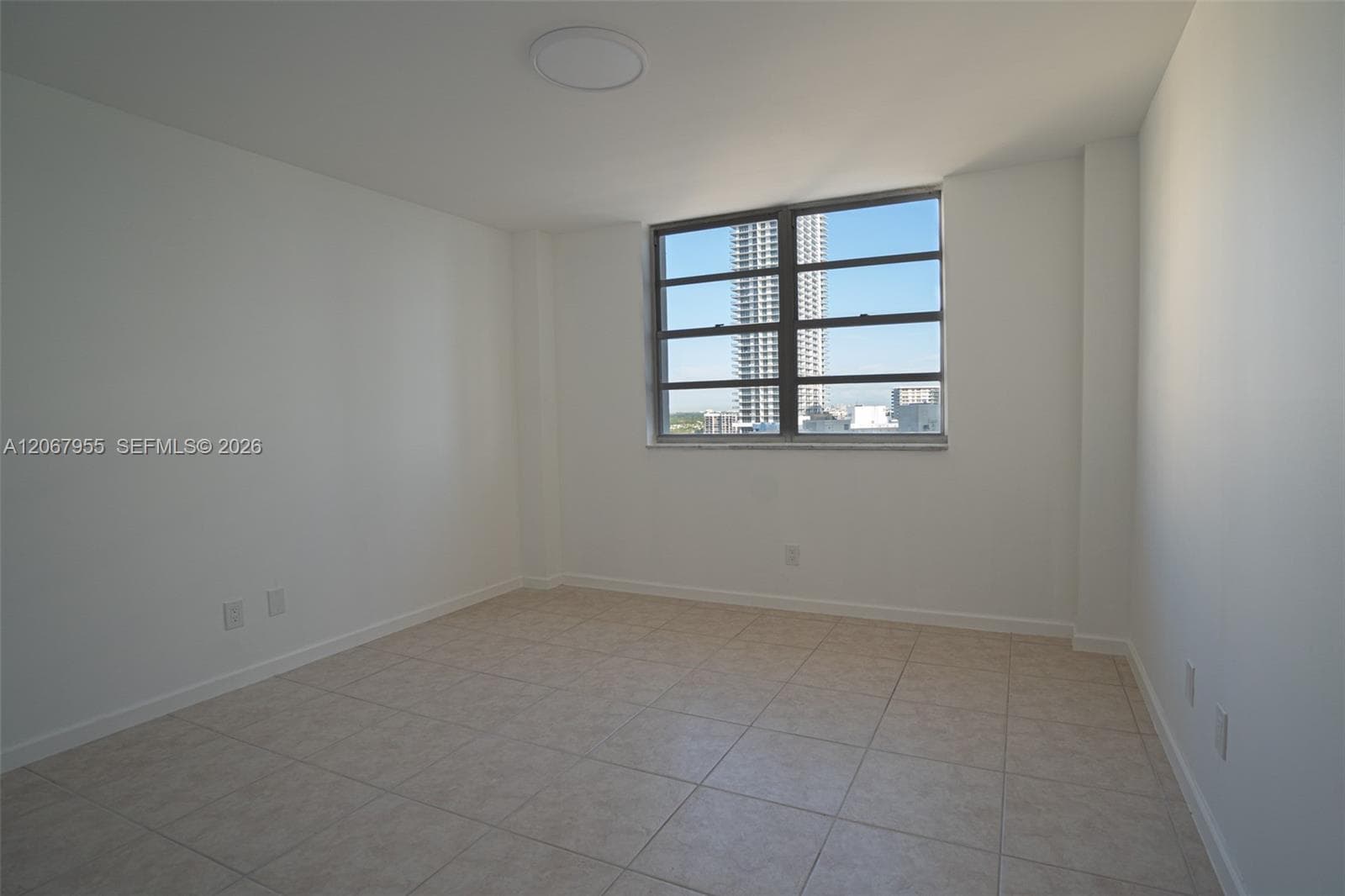 1849 S Ocean Dr 1509 photo 19