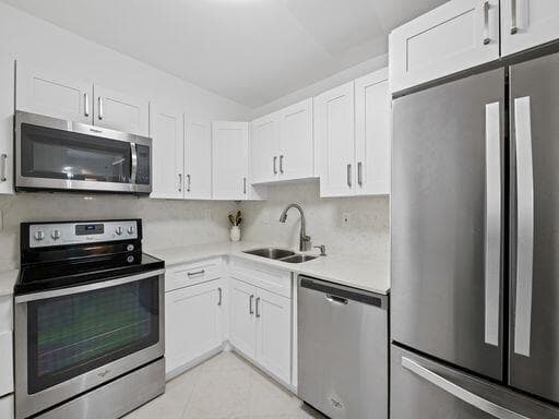 3221 S Ocean Boulevard 405 photo 5